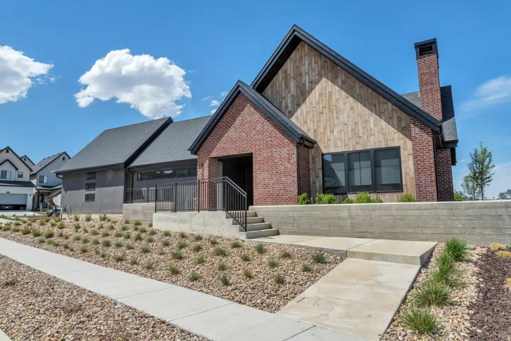 2413 N Gotland Way, Lehi, Utah 84043