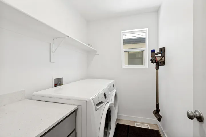 2413 N Gotland Way, Lehi, Utah 84043