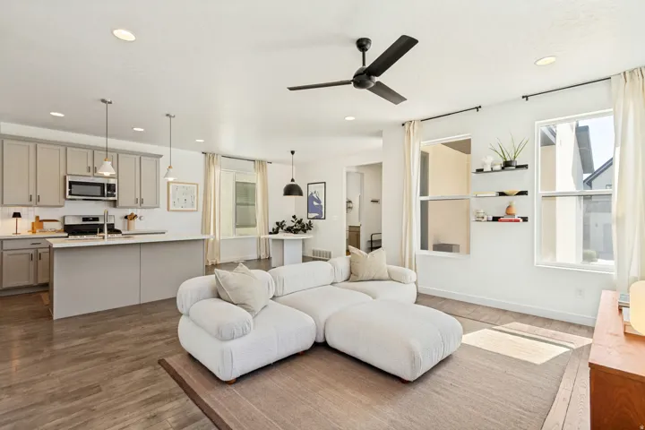 2413 N Gotland Way, Lehi, Utah 84043