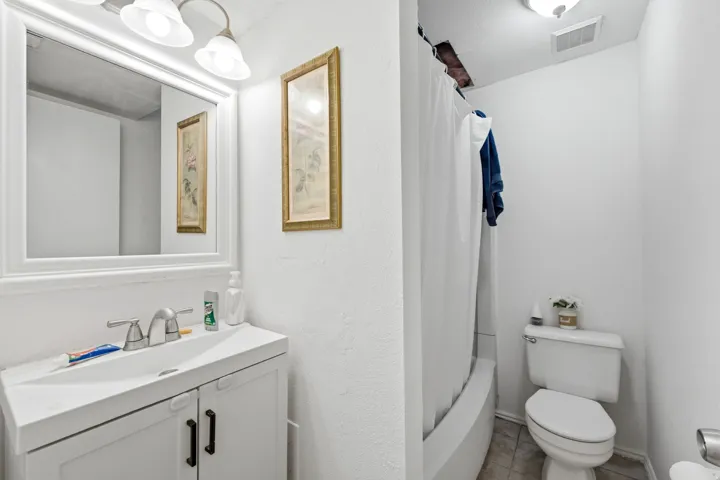 1825 W 7600 S #h103, West Jordan, Utah 84084