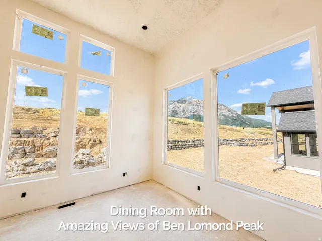 1290 W Caribou Ct, Pleasant View, Utah 84414