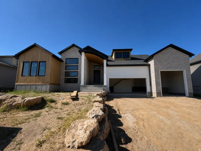 1290 W Caribou Ct, Pleasant View, Utah 84414