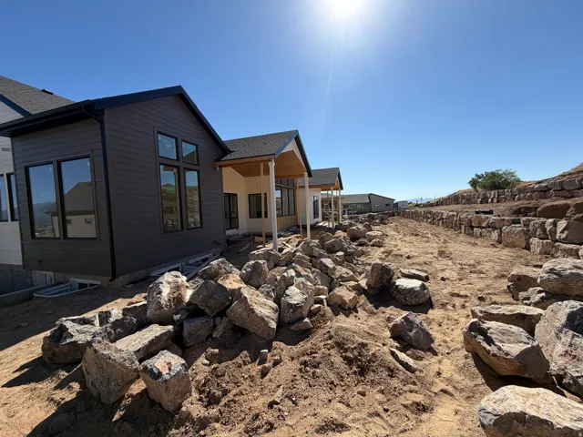 1290 W Caribou Ct, Pleasant View, Utah 84414