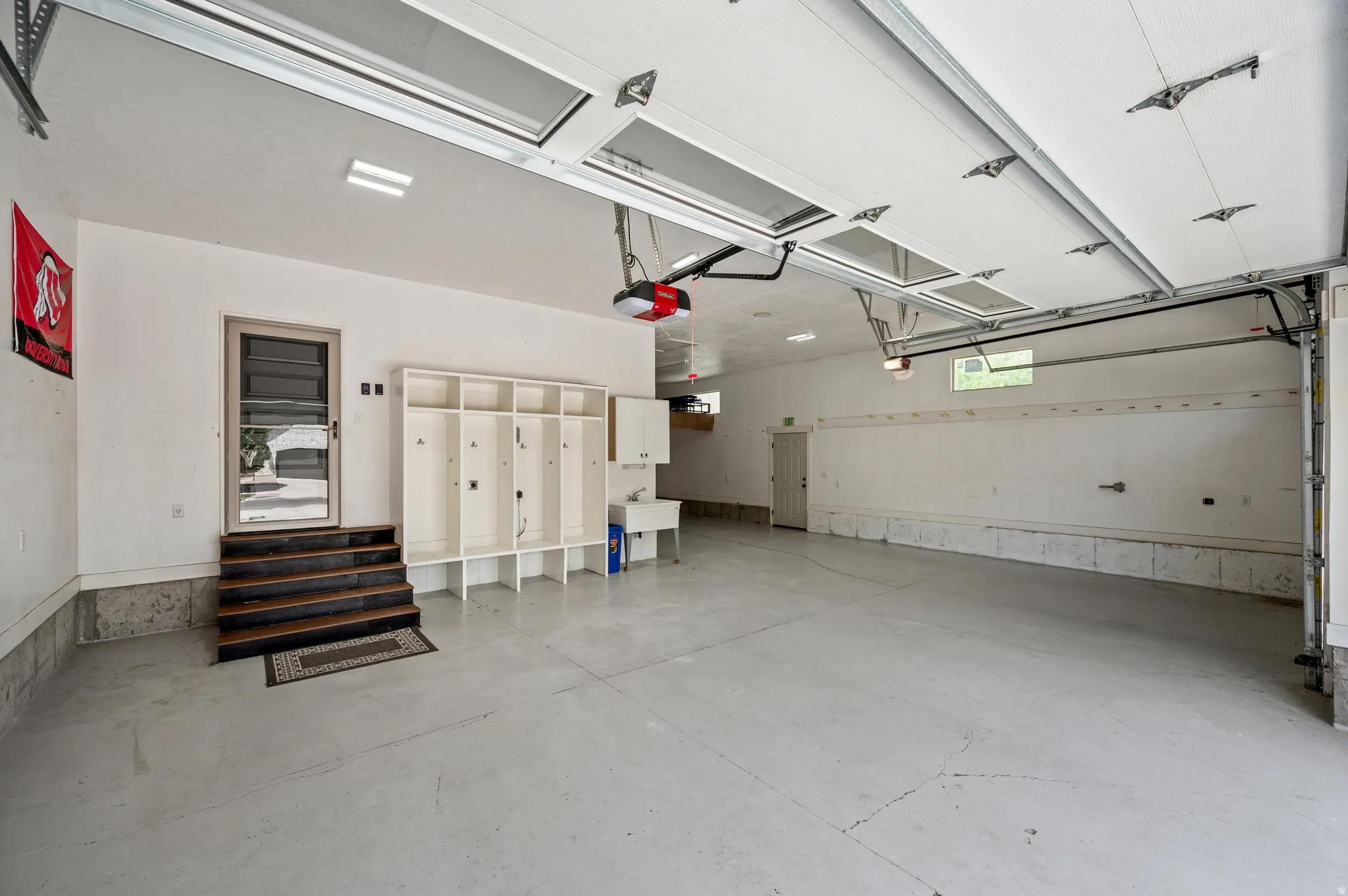 One of the most sought-after features in today's market—a spacious 3-car garage offering plenty of room for vehicles, storage, hobbies, and all of life's extras." 🚗🏡✨