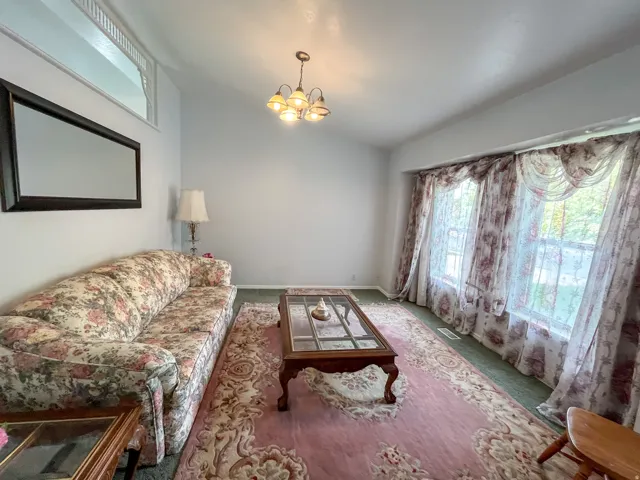 Vaulted ceiling with an overhead light fixture