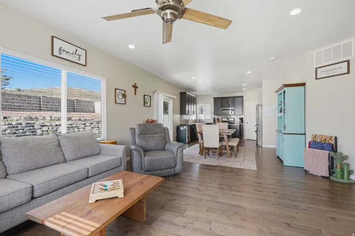 7139 W Hawk View Way, West Jordan, Utah 84081