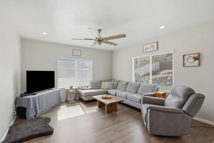 7139 W Hawk View Way, West Jordan, Utah 84081