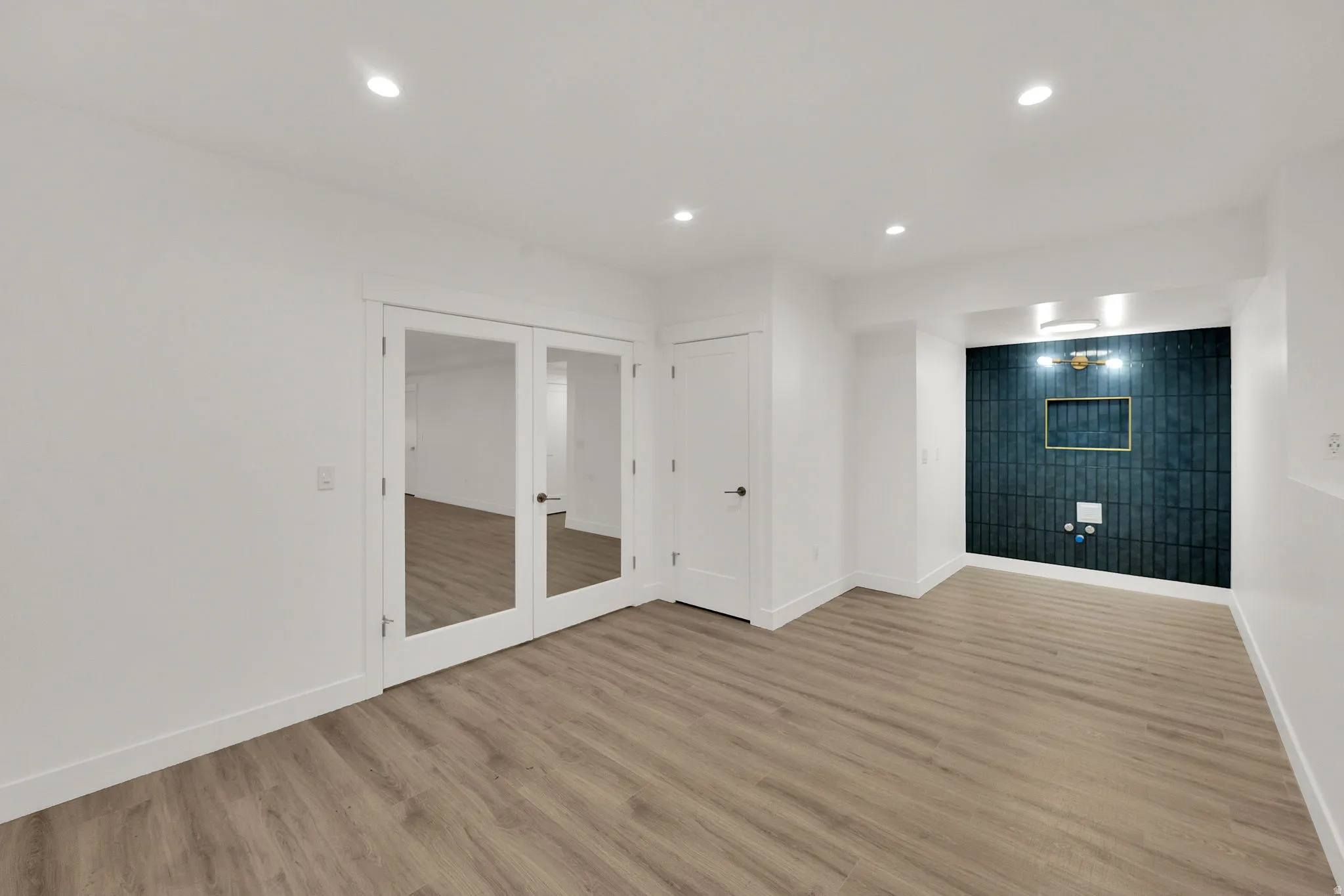 Flex Room- Additional bedroom, office, playroom, craft room, etc.