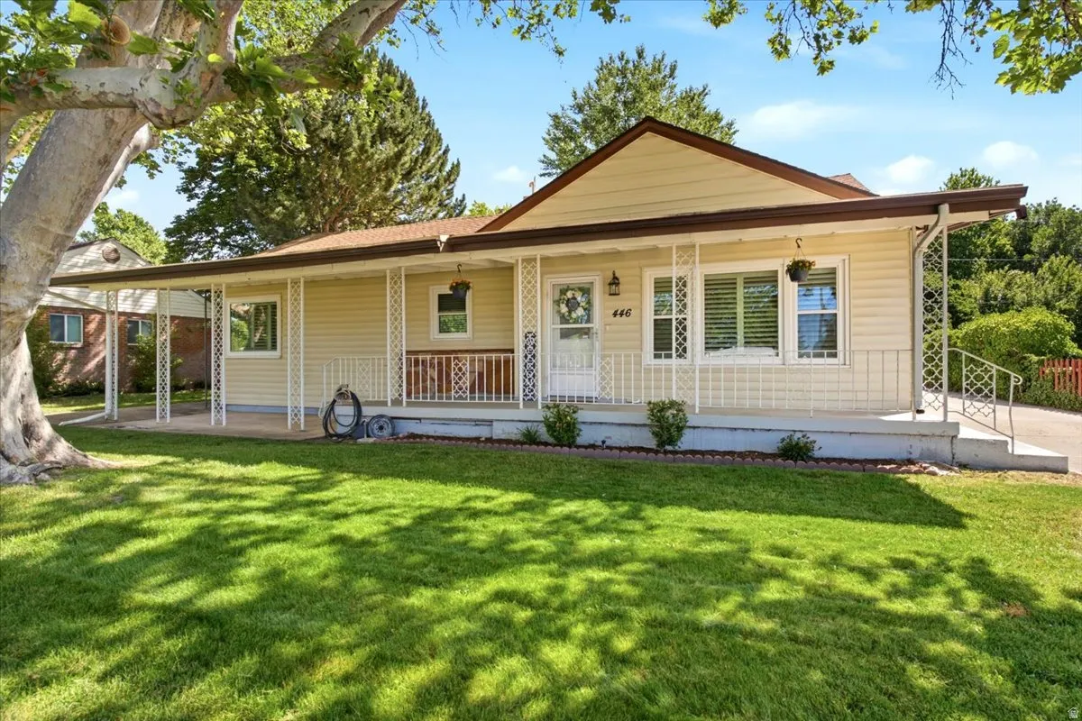 Curb appeal galore!