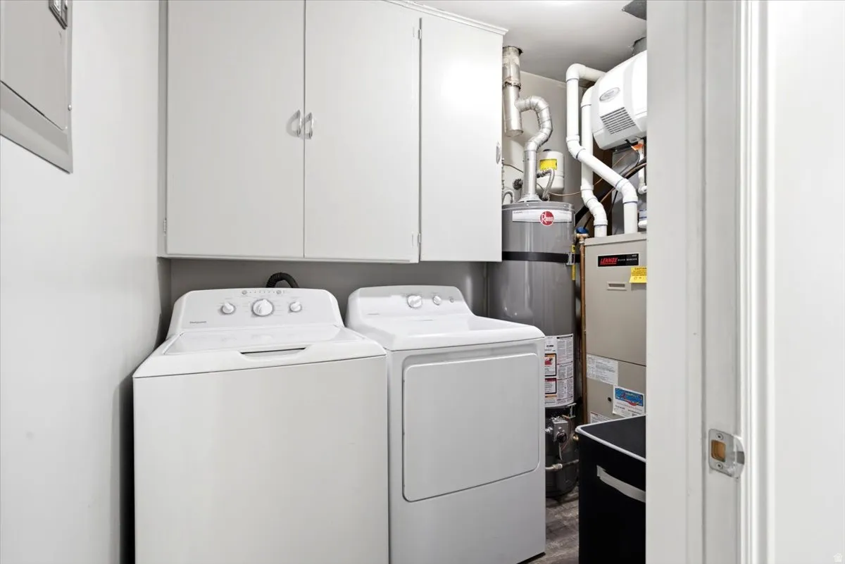 Nice laundry room.