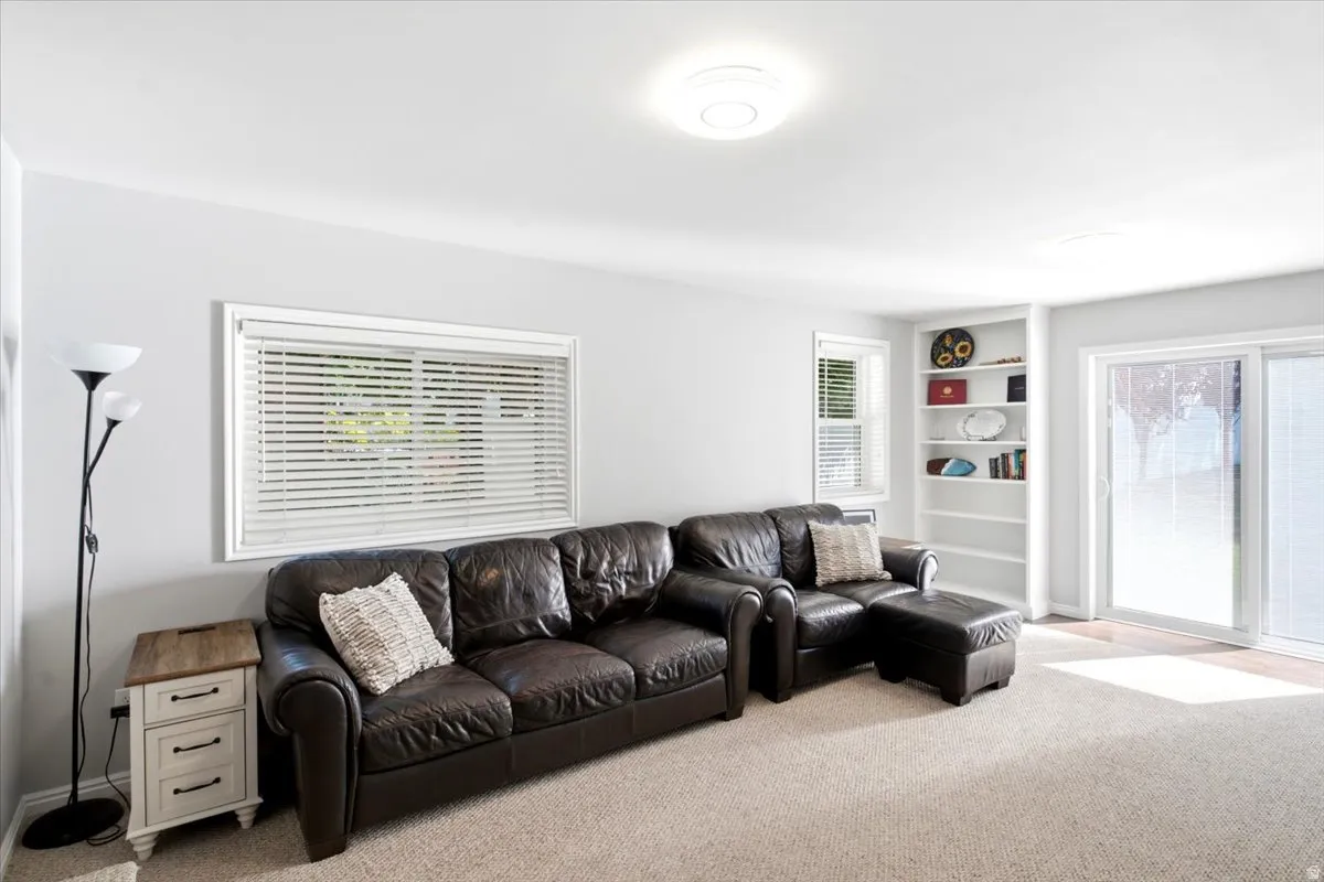 Large family room. Brand new sliding glass door!