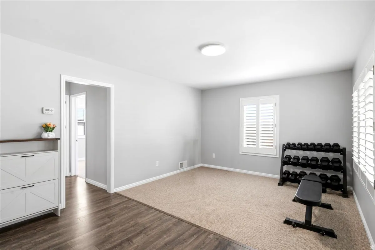 Walk in to beautiful living!