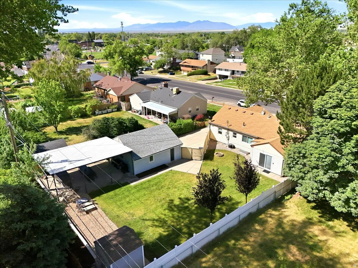 Great Kaysville location! You will love this home!