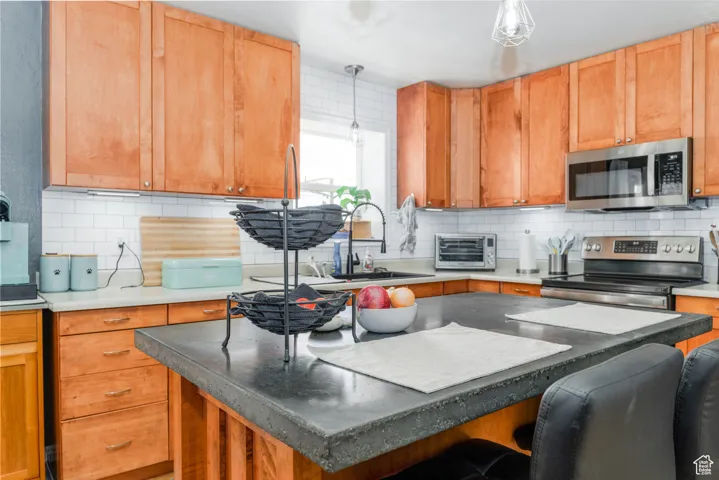 95 E 2800 S, Vernal, Utah 84078