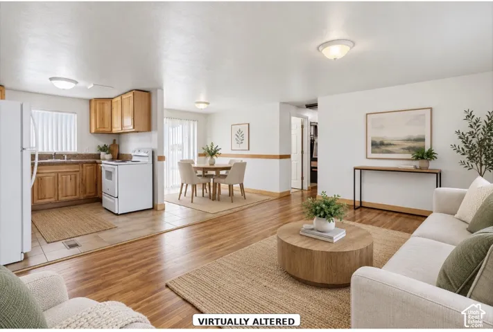VIRTUAL STAGING