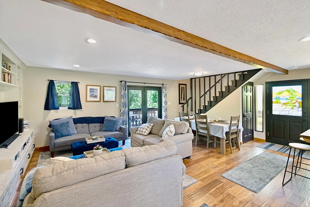 East Side Suite