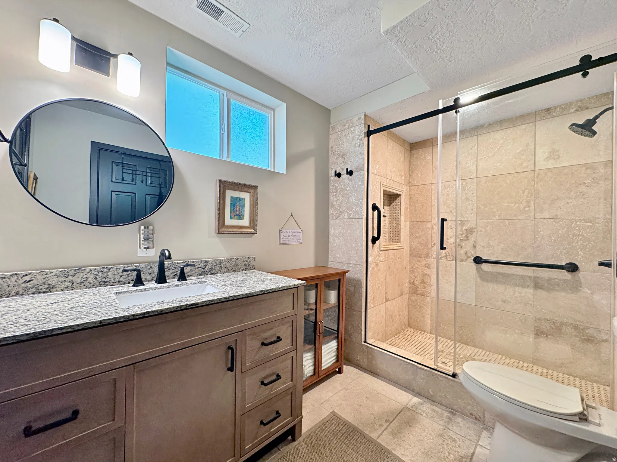 Lower Suite