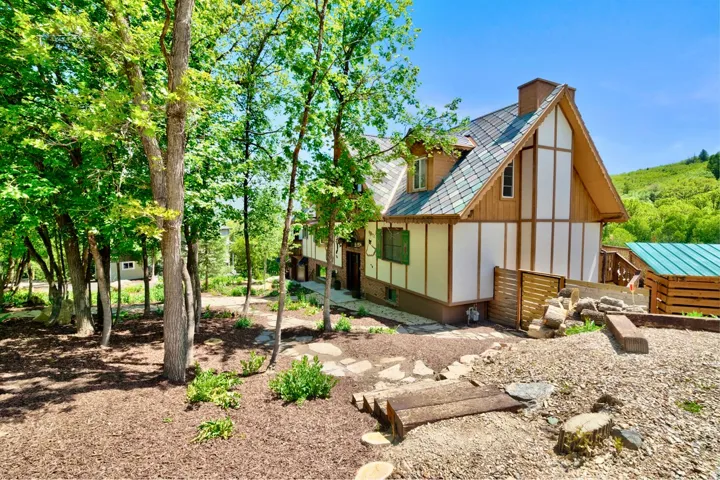 2548 N Nordic Valley Drive Dr, Eden, Utah 84310