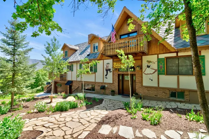 2548 N Nordic Valley Drive Dr, Eden, Utah 84310