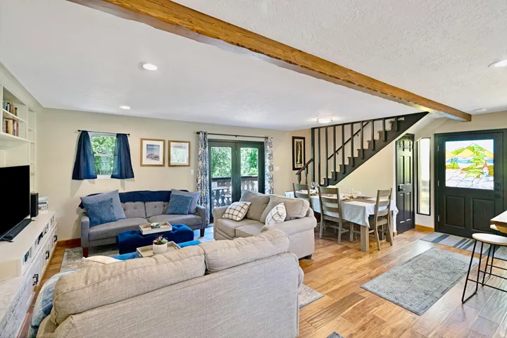 East Side Suite