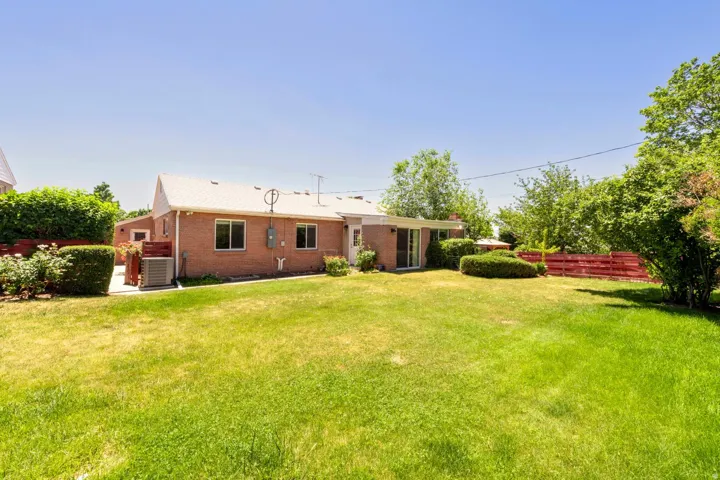 2387 E Beacon Dr, Salt Lake City, Utah 84108