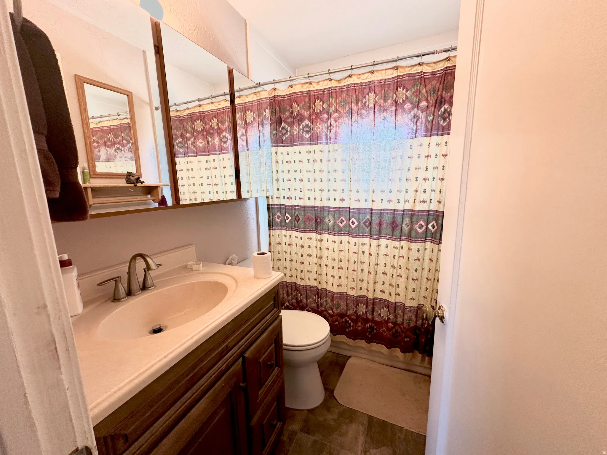 Main bathroom