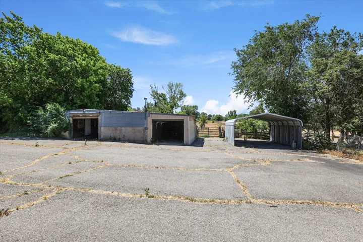 555 W 300 N, Clearfield, Utah 84015