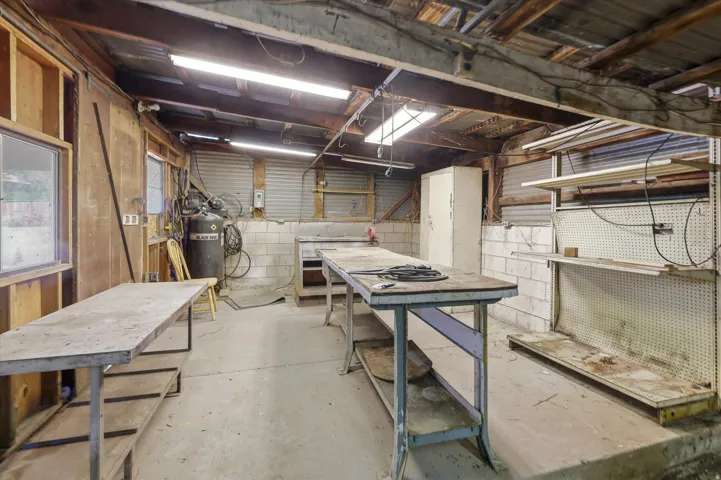 555 W 300 N, Clearfield, Utah 84015