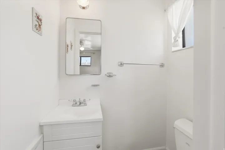 555 W 300 N, Clearfield, Utah 84015
