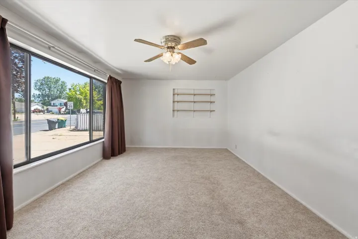 555 W 300 N, Clearfield, Utah 84015