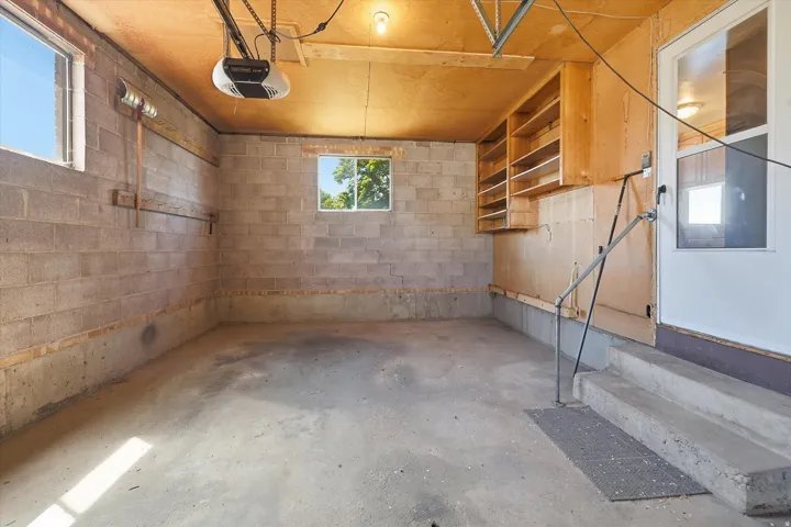 555 W 300 N, Clearfield, Utah 84015