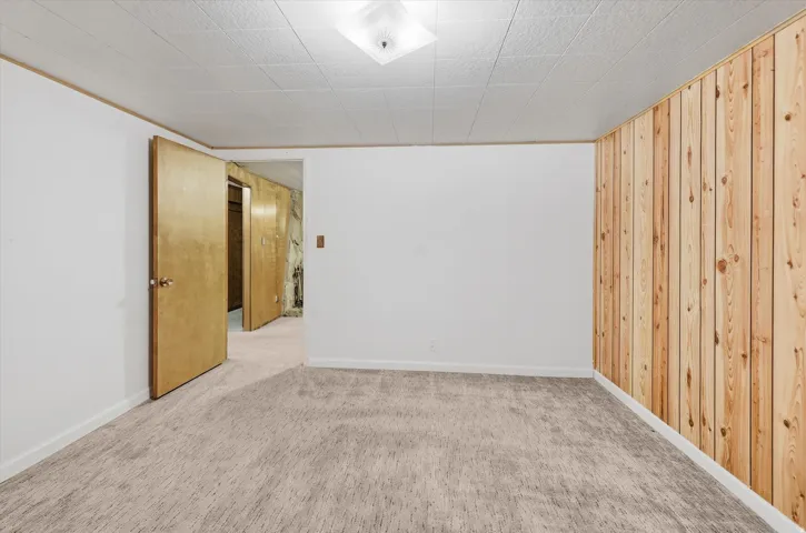 555 W 300 N, Clearfield, Utah 84015