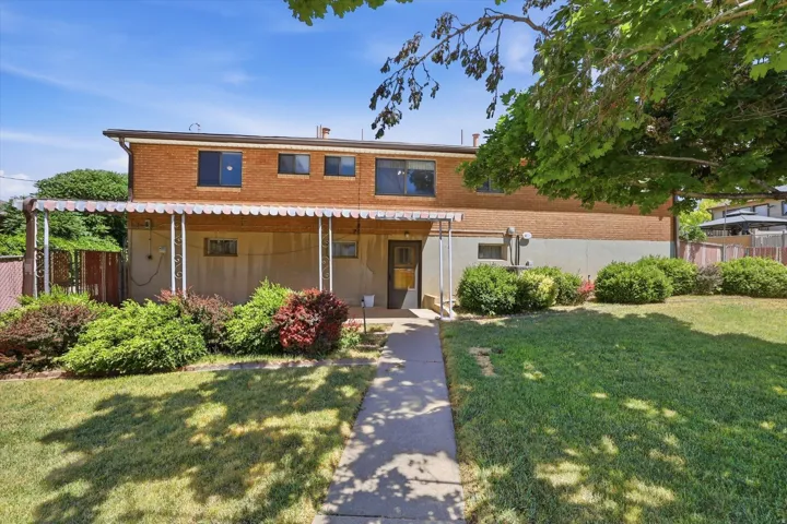 555 W 300 N, Clearfield, Utah 84015
