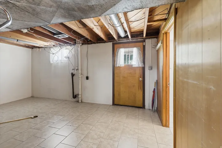555 W 300 N, Clearfield, Utah 84015