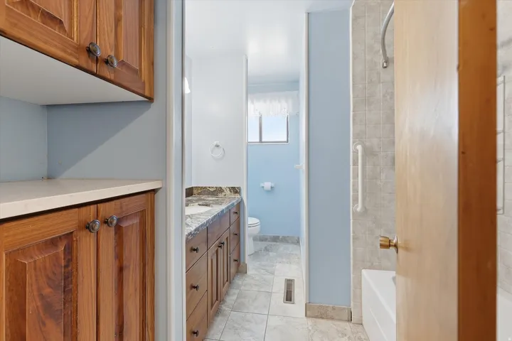 555 W 300 N, Clearfield, Utah 84015