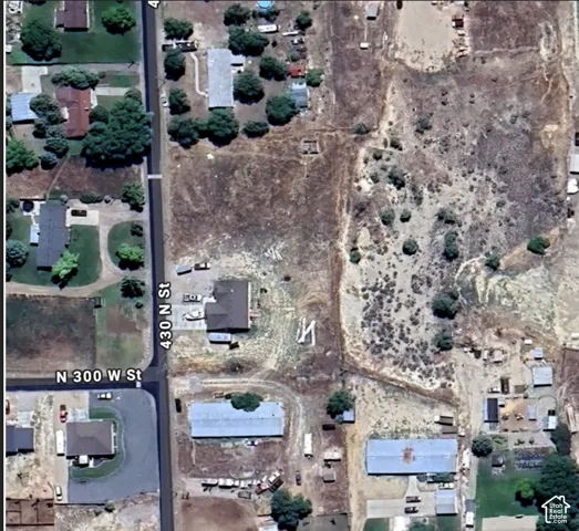 Aerial Property Map. Displaying the property's boundaries and surrounding geographical features