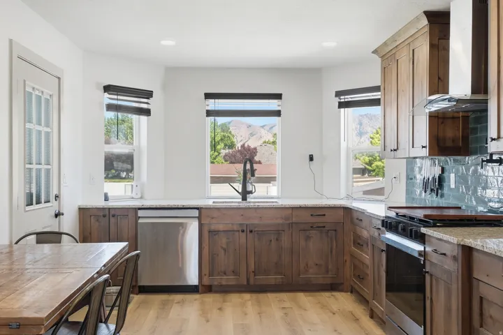 267 E Poplar Ct, Garland, Utah 84312