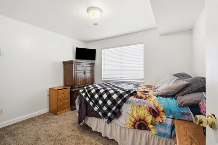 267 E Poplar Ct, Garland, Utah 84312