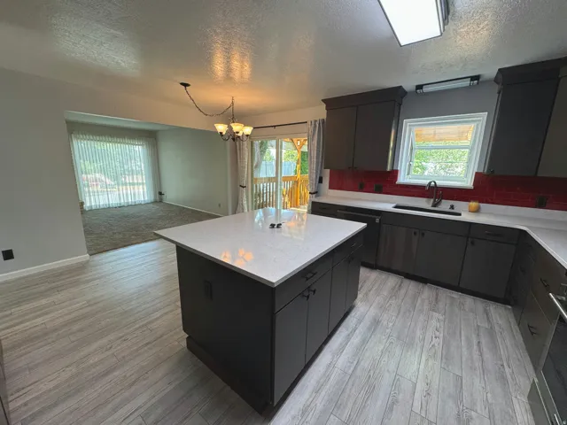 10 N Satsuma, Providence, Utah 84332