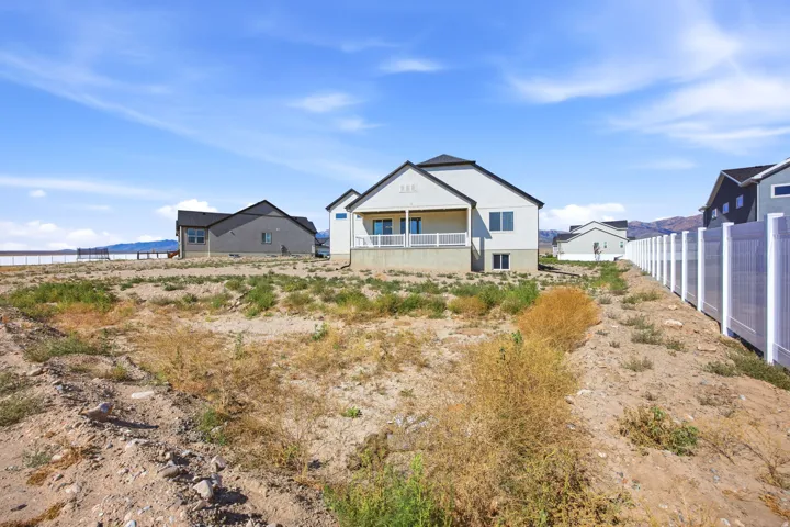 Spacious lot offering an expansive building envelope
