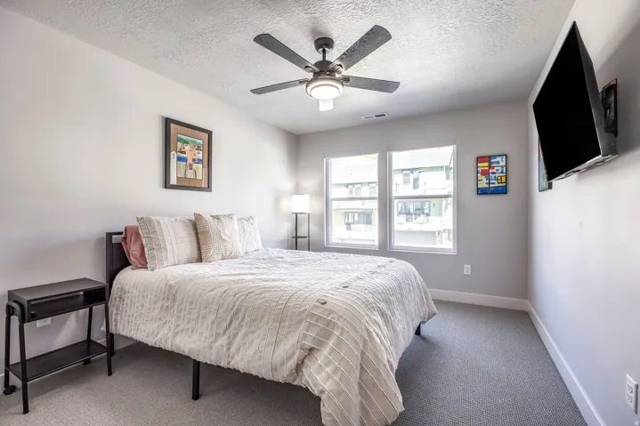 524 W Ascent Dr, Hideout, Utah 84036