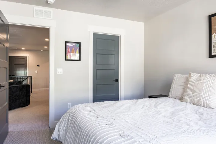 524 W Ascent Dr, Hideout, Utah 84036