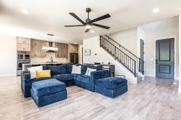 524 W Ascent Dr, Hideout, Utah 84036