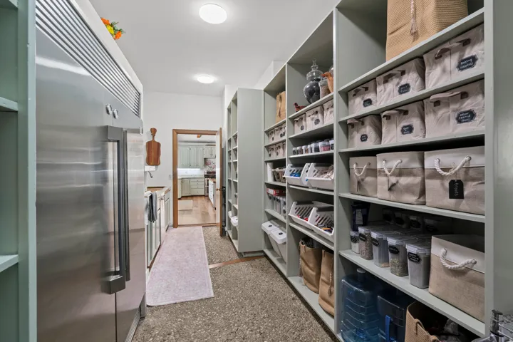 12 N Quiet Meadow Ln, Mapleton, Utah 84664