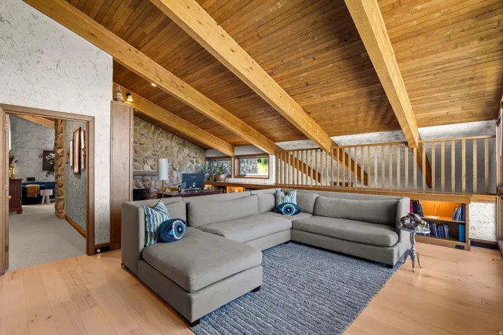 12 N Quiet Meadow Ln, Mapleton, Utah 84664