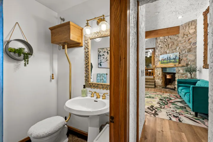 12 N Quiet Meadow Ln, Mapleton, Utah 84664