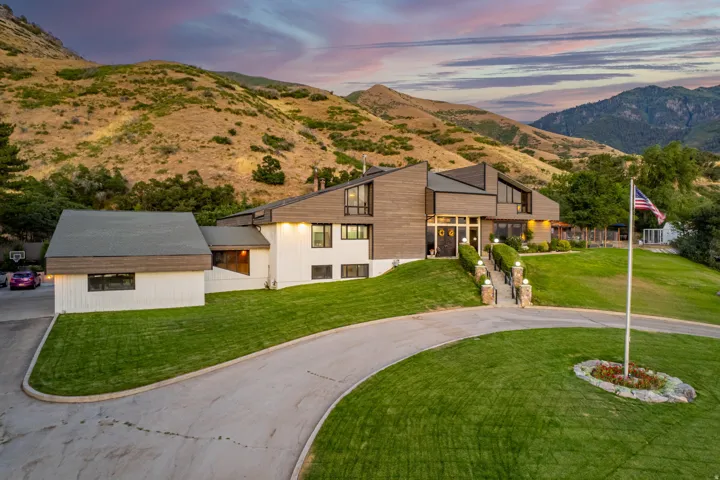12 N Quiet Meadow Ln, Mapleton, Utah 84664