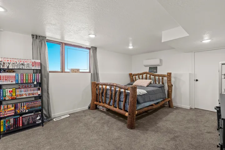 12 N Quiet Meadow Ln, Mapleton, Utah 84664