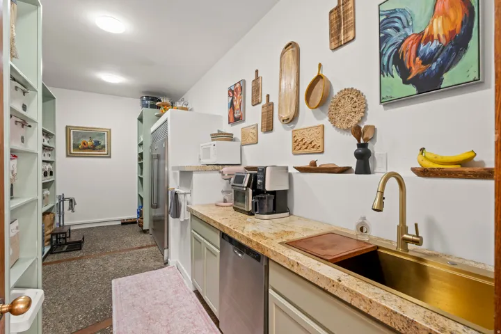 12 N Quiet Meadow Ln, Mapleton, Utah 84664