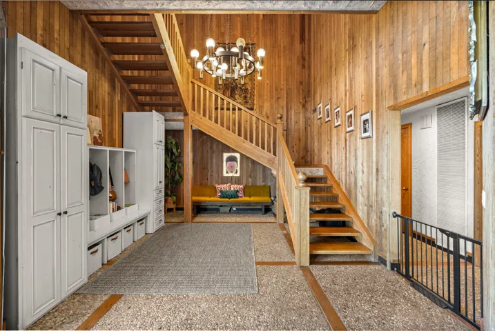 12 N Quiet Meadow Ln, Mapleton, Utah 84664